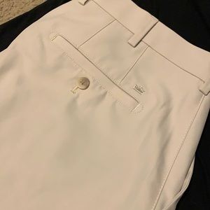 PETER MILLAR - NWT - Golf Shorts - beige size 34